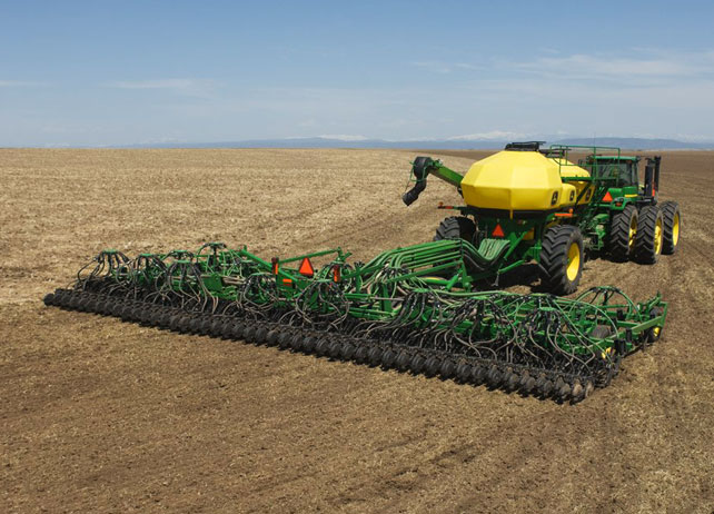 Granturi pentru procurarea tehnicii No-Till şi Mini-Till pentru agricultori no till