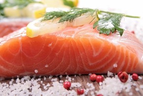 Americanii vor mânca ''Frankenfish'', somonul ''nutritiv'' modificat genetic somon