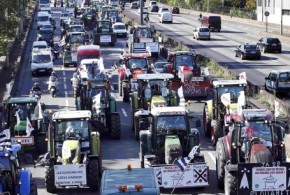 paris-tractoare-protest