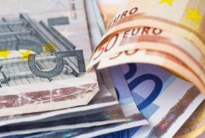 Creditul polonez devine funcţional Credit polonez