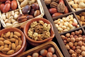 fructe-cu-coaja-lemnoasa