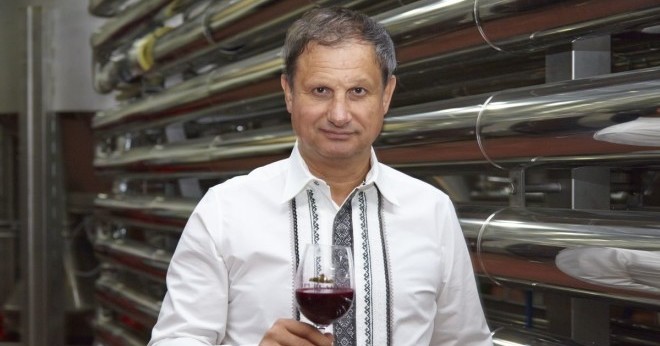 Victor Bostan: „Pentru noi, fiecare consumator loial este deosebit, fie că este membrul Casei Regale din Maria Britanie, fie că este un om care preferă intimitatea personală” victot-bostan1