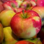 Rusia ar putea introduce cote la importul de mere și prune sau să interzică complet importul acestora