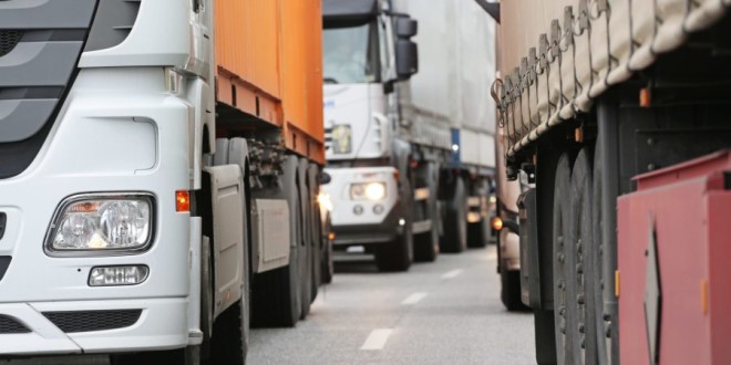 Agricultorii polonezi blochează circulația camioanelor cu cereale la hotarul cu Ucraina. Ce îi nemulțumește?