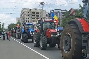 protest-tractoare-chisinau