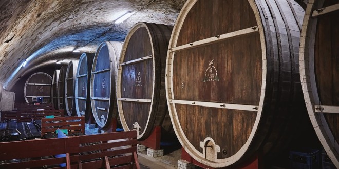 Exportul de divin în vrac a crescut de 3,5 ori, iar cel de vin în vrac – cu 50%