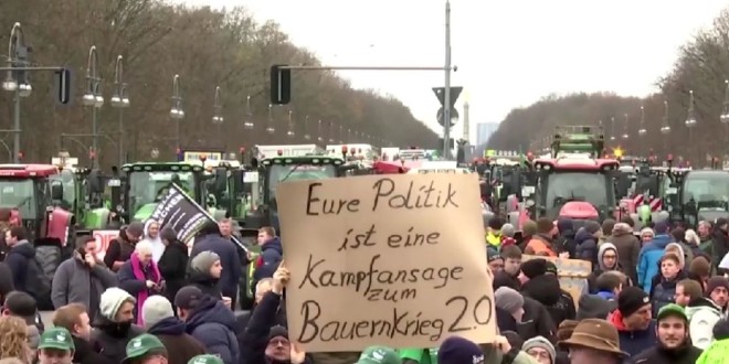 Fermierii vor bloca complet Germania. Li se alătură transportatorii și lucrătorii de la căile ferate