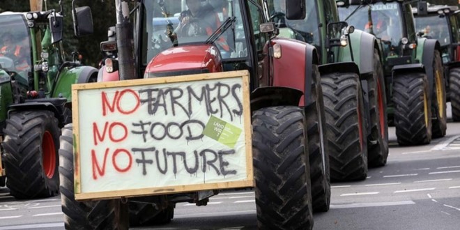 „Răbdarea noastră s-a terminat”: fermierii polonezi amenință cu grevă generală și blocarea graniței cu Ucraina