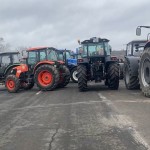 Drumul spre vama Leușeni, blocat de tractoare! Fermierii continuă să protesteze