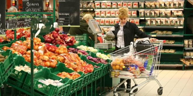 Ministrul roman al Agriculturii: Nu mai vrem ca pe rafturile retailerilor din România adaosul comercial la produsele româneşti să depăşească 20%