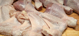 Moldova a obținut dreptul să exporte în UE carne de pasăre proaspătă și congelată